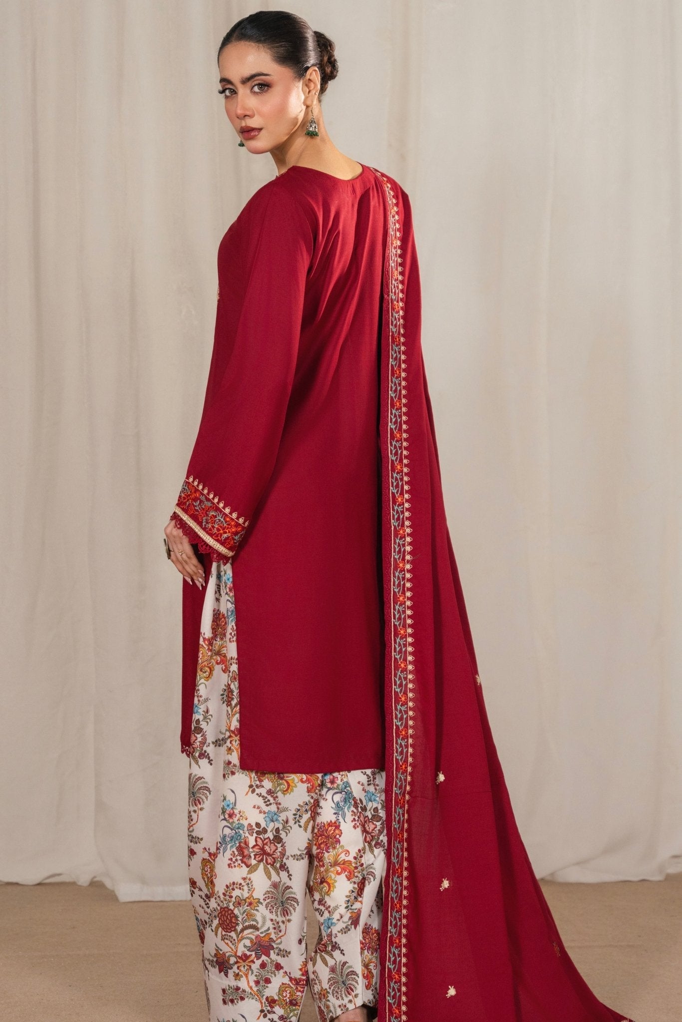 Gulaal Embroided 3 Pc - Noor - e - Ujala