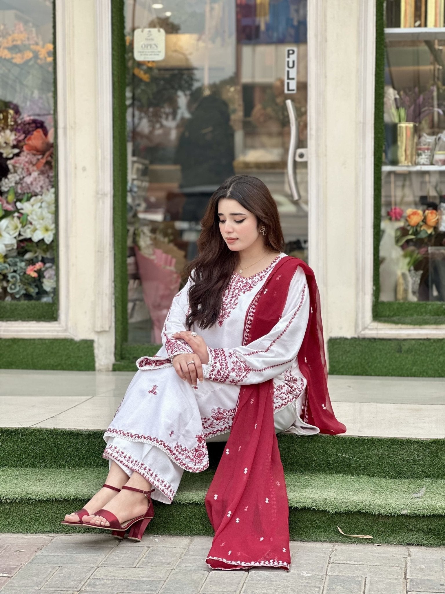 Ayzel Embroided 3 pc - Noor - e - Ujala